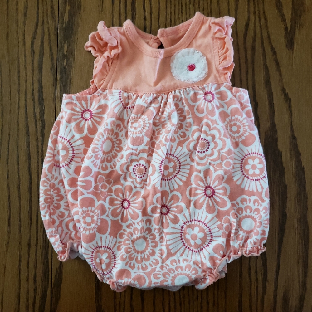 Circo Floral Romper Size Newborn EUC